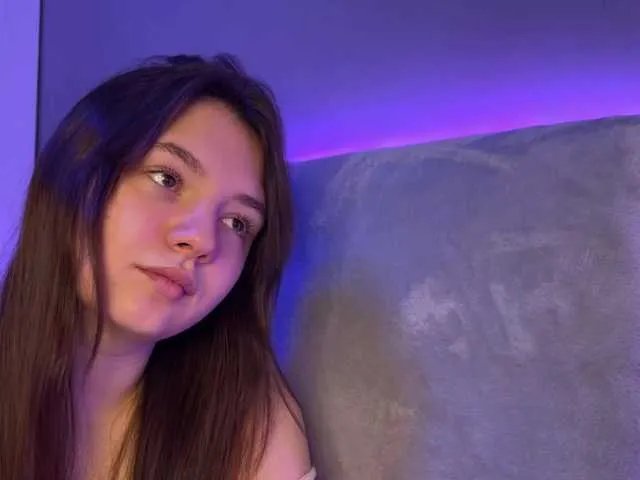-FoxAlisa- from BongaCams