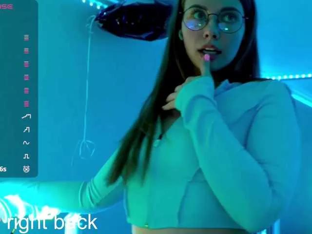 -VikkiL0vesCheese- from BongaCams is Freechat