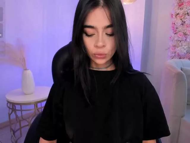 AlanaCraft from BongaCams