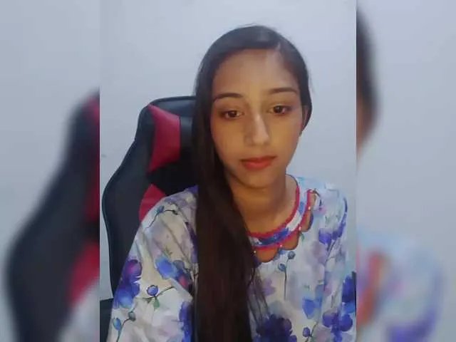 AlinaPopy from BongaCams