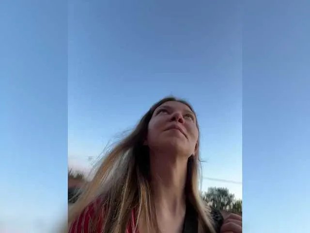 altertyan from BongaCams