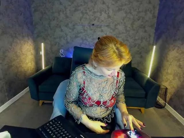 AmaraNights from BongaCams