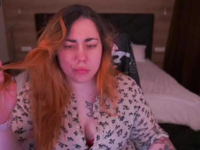 AmazonkaStarrr from BongaCams