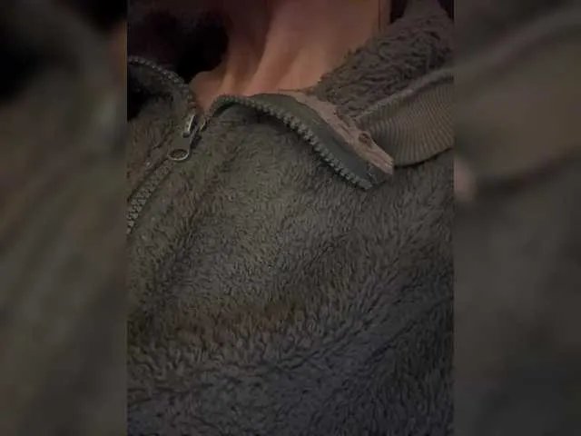 AndreElis from BongaCams