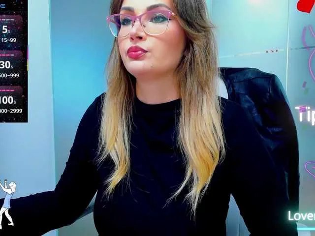 anyarosses from BongaCams