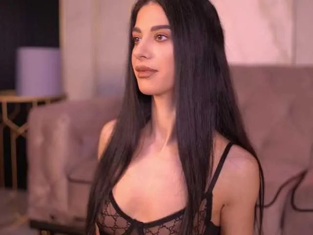 ArinaRhodes from BongaCams