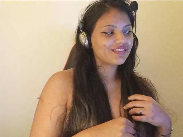 Bombonzin from BongaCams