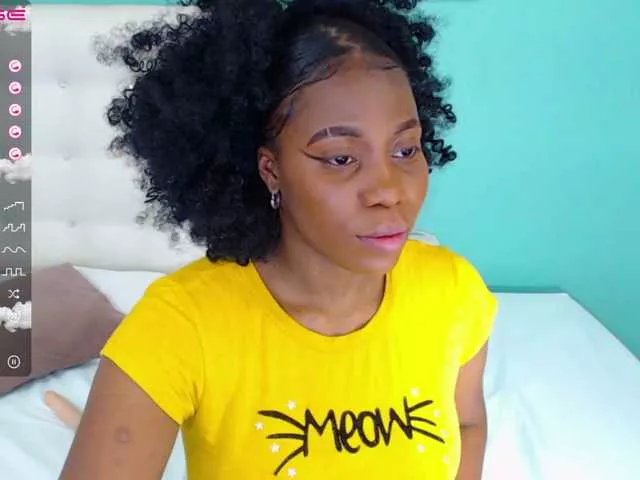 choco-dessert from BongaCams