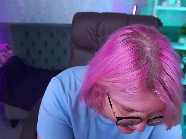 CoolTatis from BongaCams