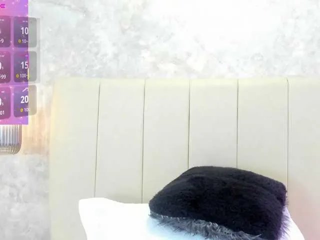 Dakshaa from BongaCams