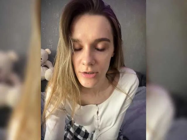 Damkiky from BongaCams