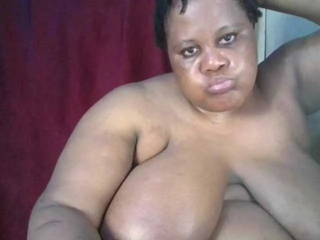 Ebonymagixs from BongaCams