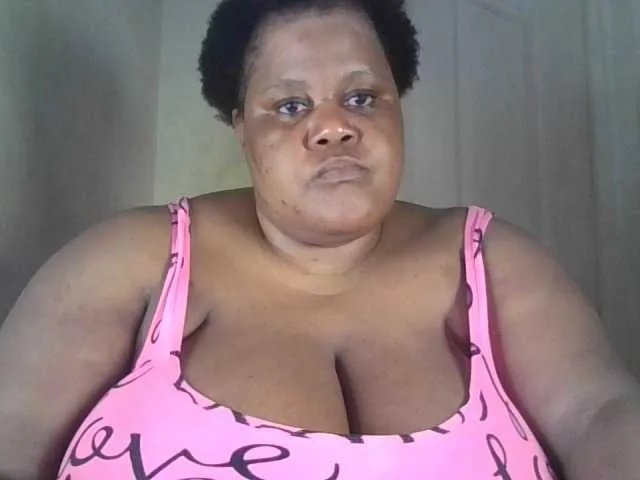 Ebonymagixs from BongaCams