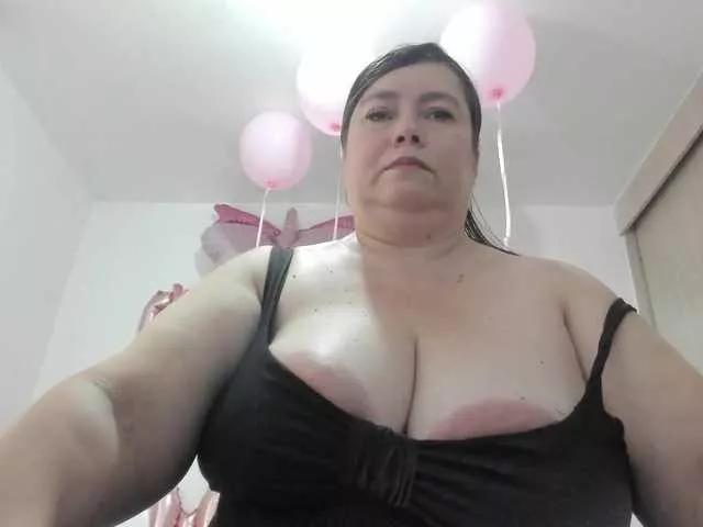 esmeraldamf from BongaCams