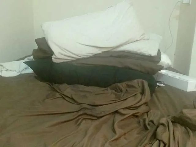 Evamills from BongaCams