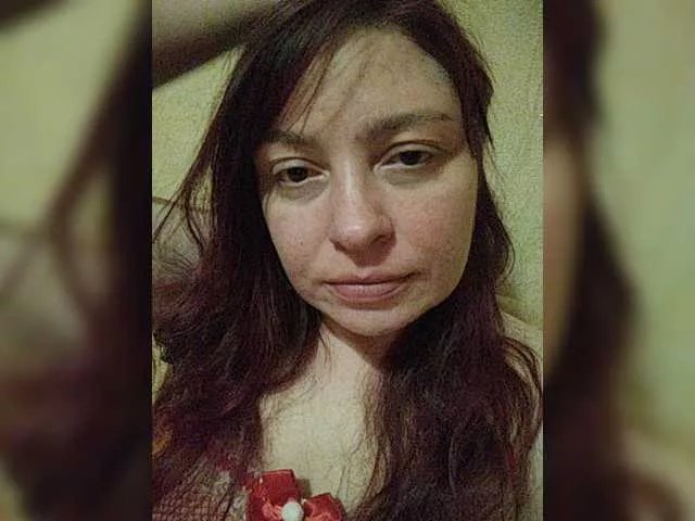 Evasweetapple from BongaCams