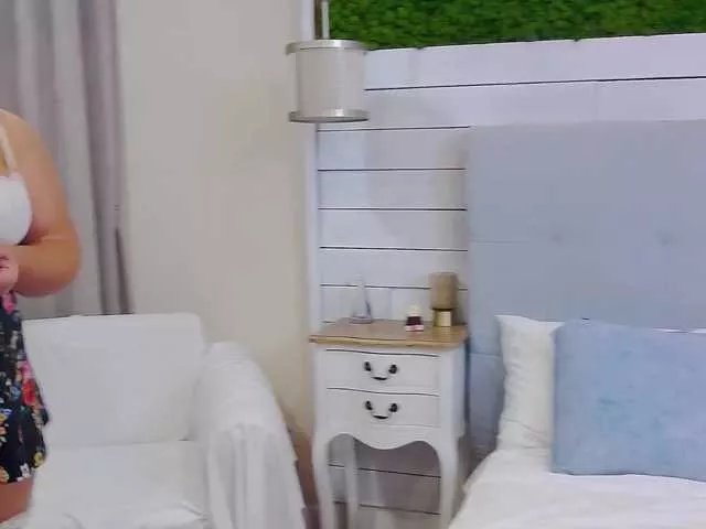 FeliciaKrige from BongaCams