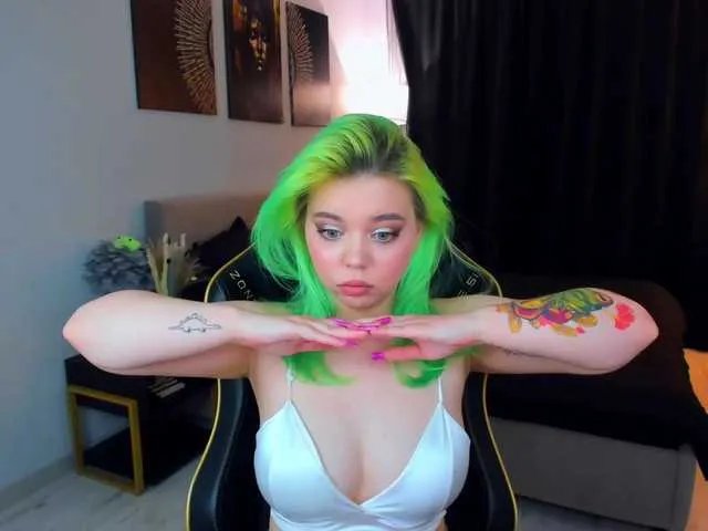 FunnyVibe from BongaCams