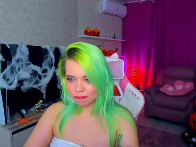 FunnyVibe from BongaCams