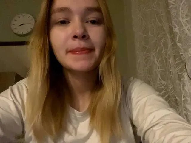 HerminiaLanting from BongaCams
