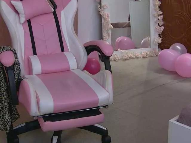 IrisMonn from BongaCams