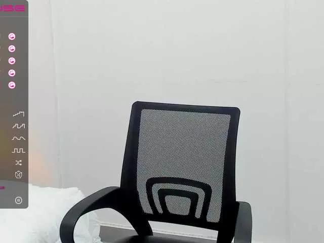 janaadhara from BongaCams