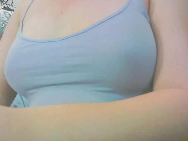 KeepmepregO from BongaCams