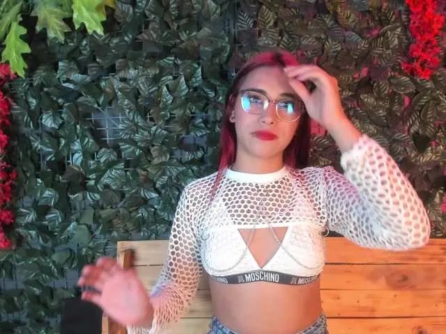  Kitty-suave chat room