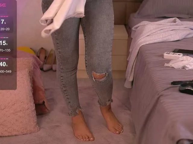 KyraCase from BongaCams