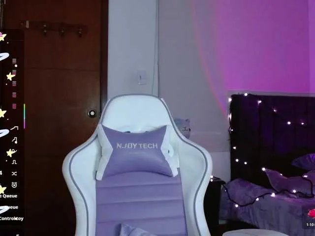 levi-cloud from BongaCams