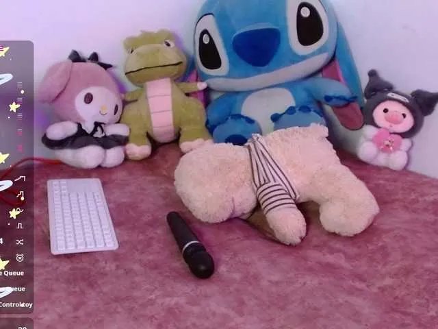 levi-cloud from BongaCams