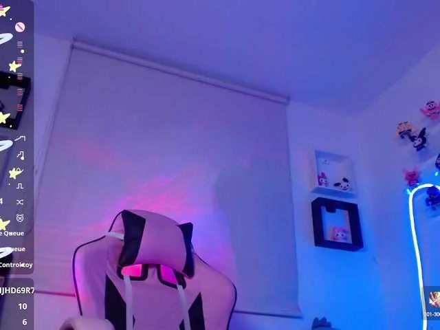 levi-cloud from BongaCams