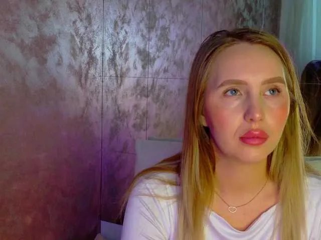 lexxia from BongaCams