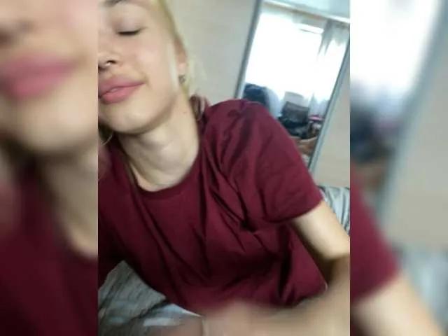 LinaTwins from BongaCams is Freechat