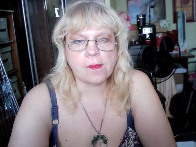 LOLA88888 from BongaCams