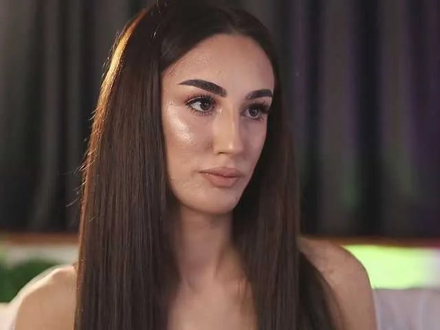  MackenzieHart chat room