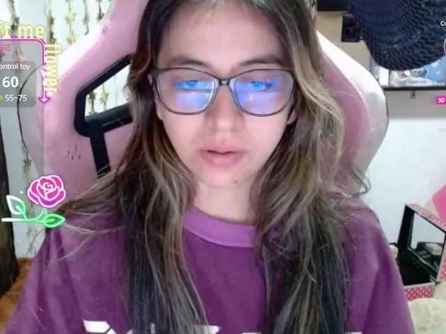 Maggie-Fox from BongaCams