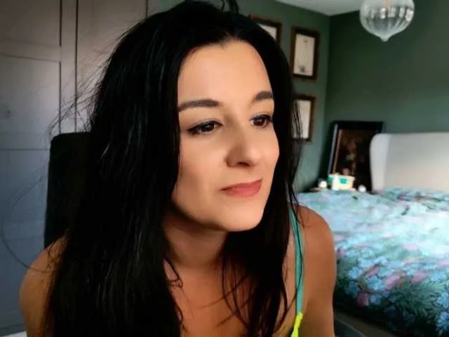 magicinabox from BongaCams