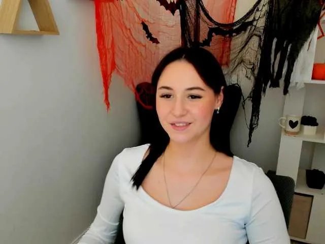 MakeYouHappy from BongaCams