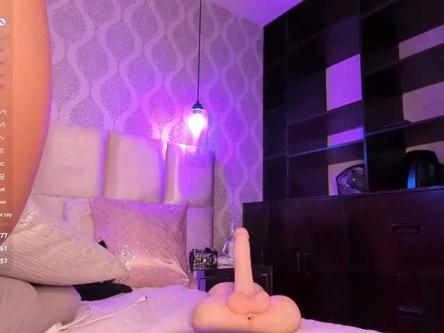 Malaika from BongaCams