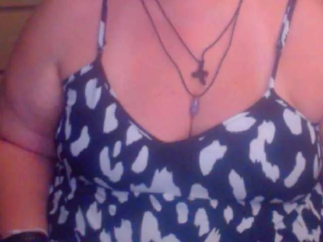 mayalove4u from BongaCams is Freechat