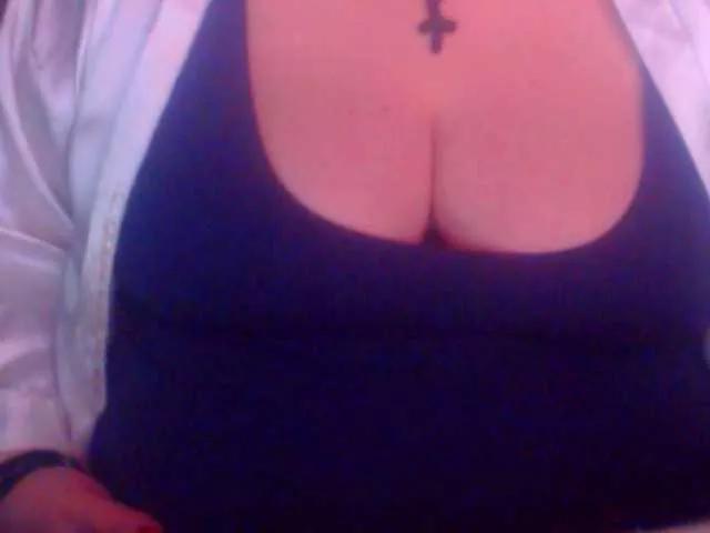 mayalove4u from BongaCams