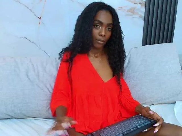 MelaniePatton from BongaCams