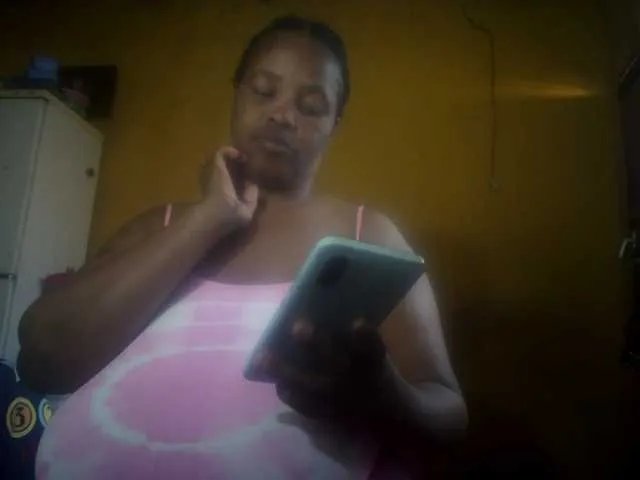 Melonboobs1 from BongaCams