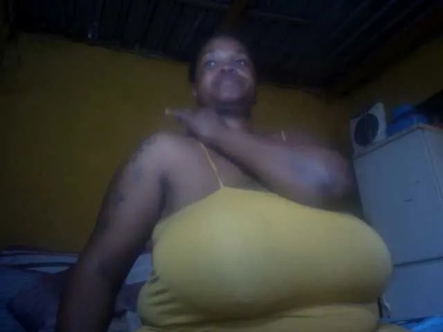 Melonboobs1 from BongaCams