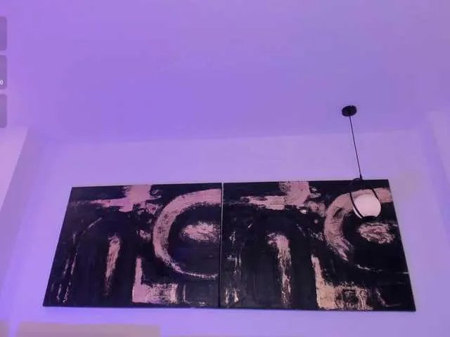 MiaFarrell from BongaCams