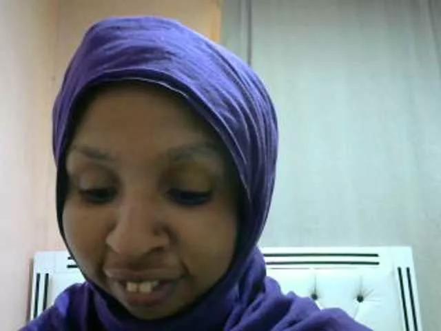misskatrinah002 from BongaCams
