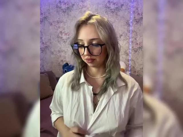 Nice-rats02 from BongaCams is Freechat