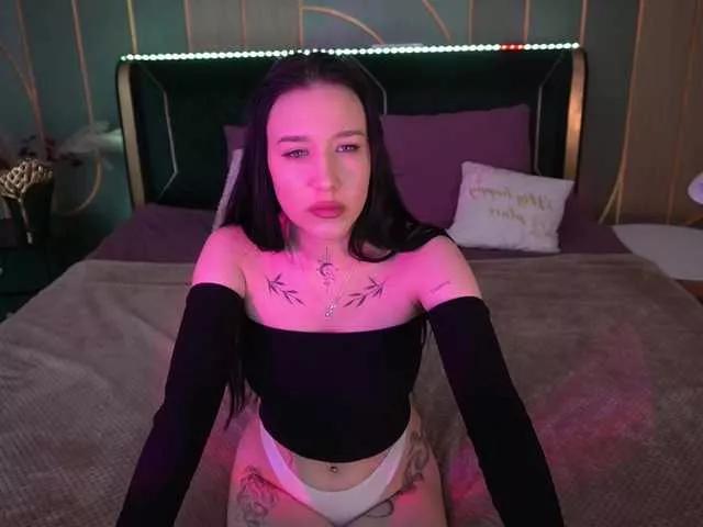 nikkigold from BongaCams