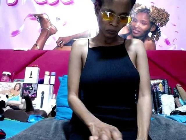 Ntombie from BongaCams